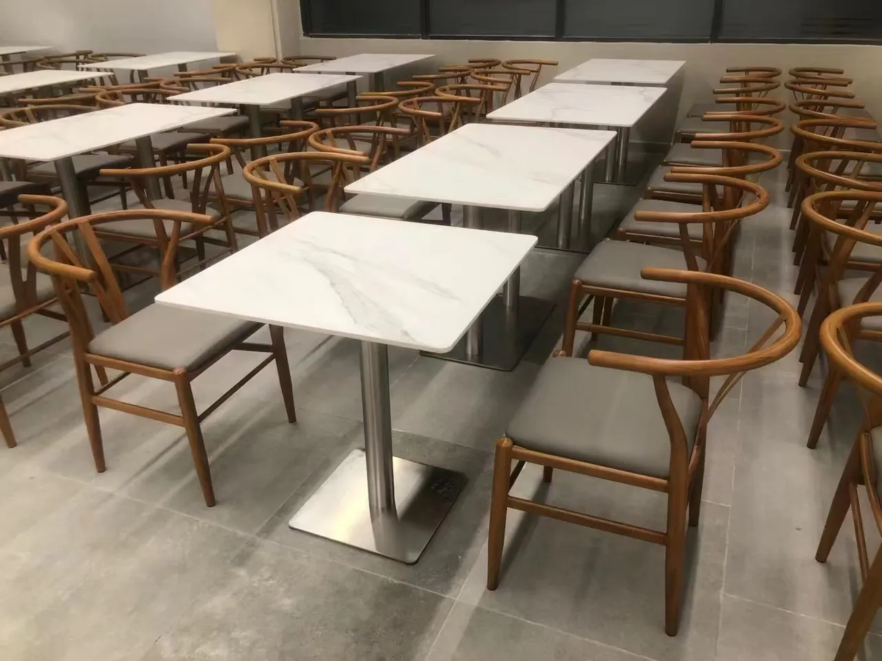 食堂家具产品与使用场景